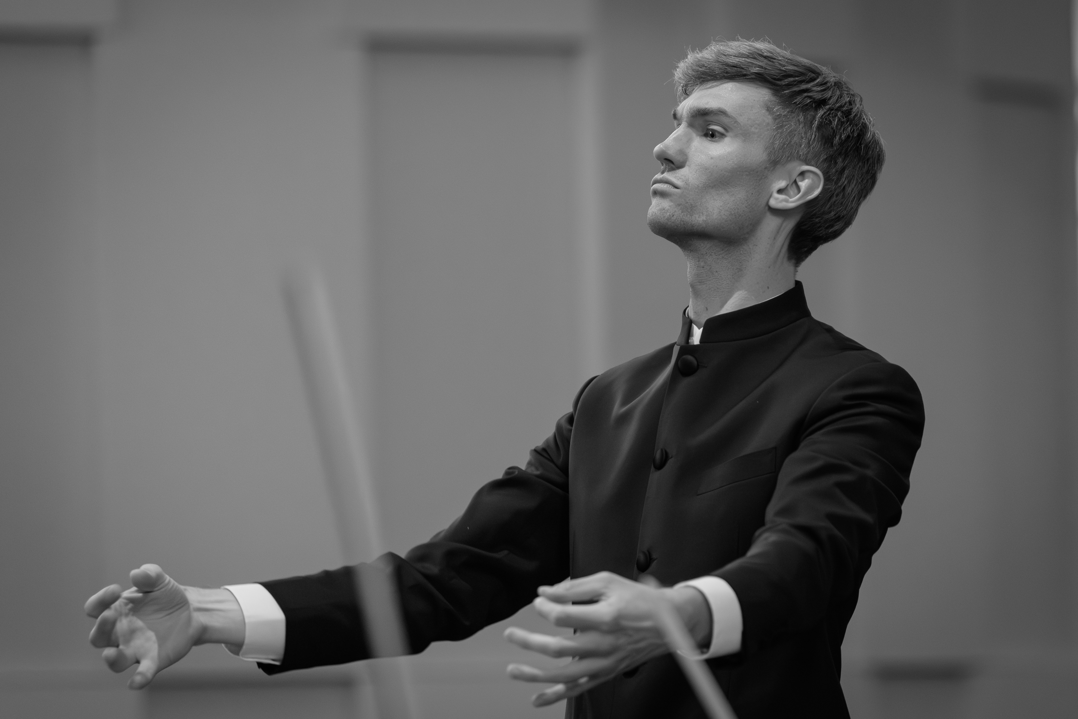 Conductor Michael Cobb performing with Lambeth Orchestra in London. Photographer: Betty Laura Zapata